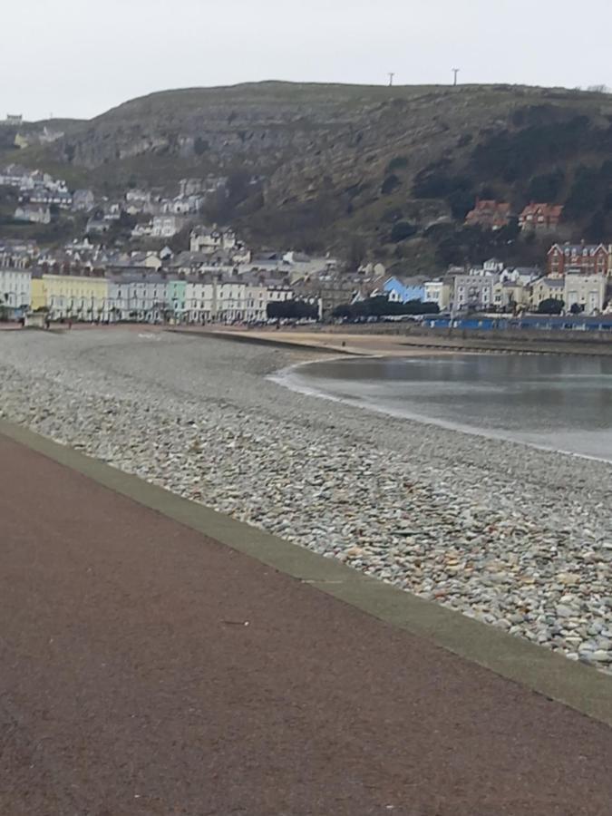 Glan Y Mor Hotel (Adults Only) Llandudno Buitenkant foto
