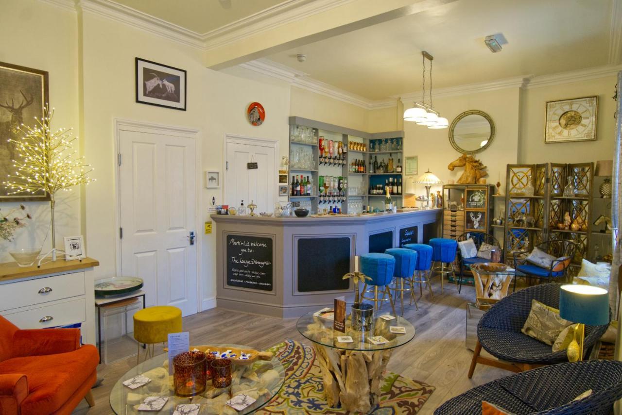 Glan Y Mor Hotel (Adults Only) Llandudno Buitenkant foto