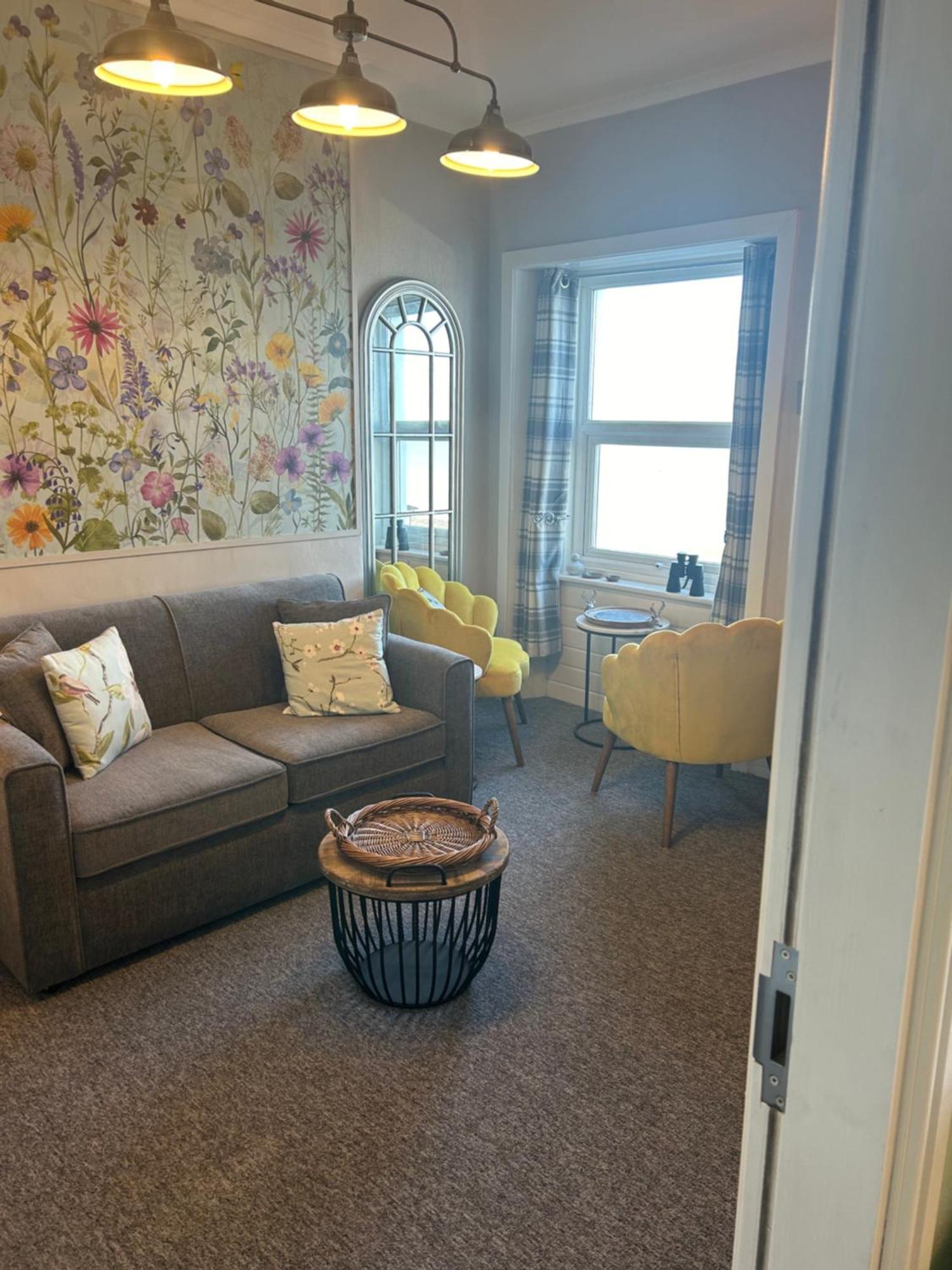 Glan Y Mor Hotel (Adults Only) Llandudno Buitenkant foto
