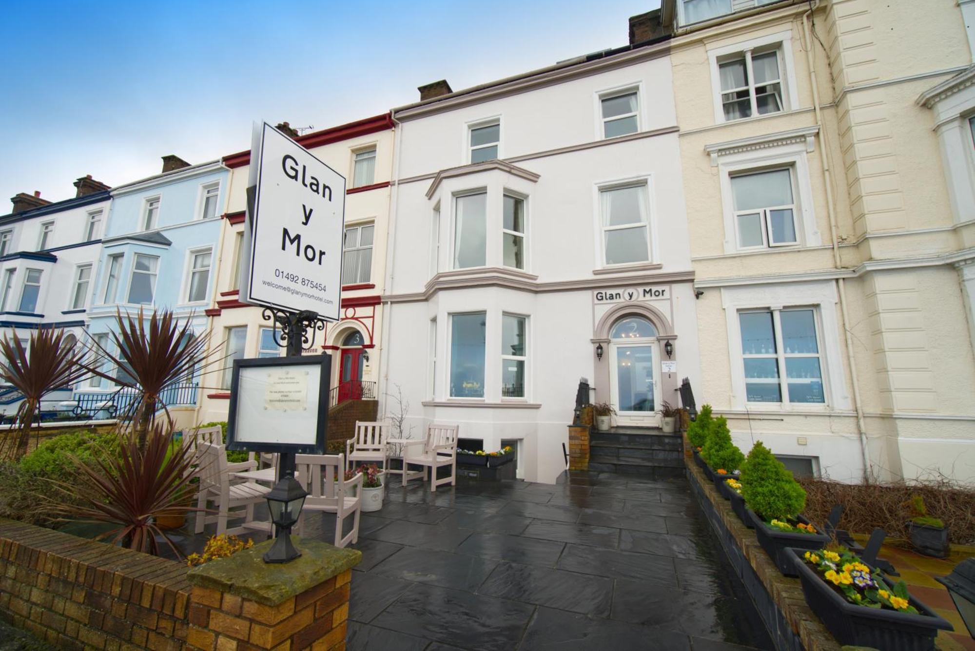 Glan Y Mor Hotel (Adults Only) Llandudno Buitenkant foto